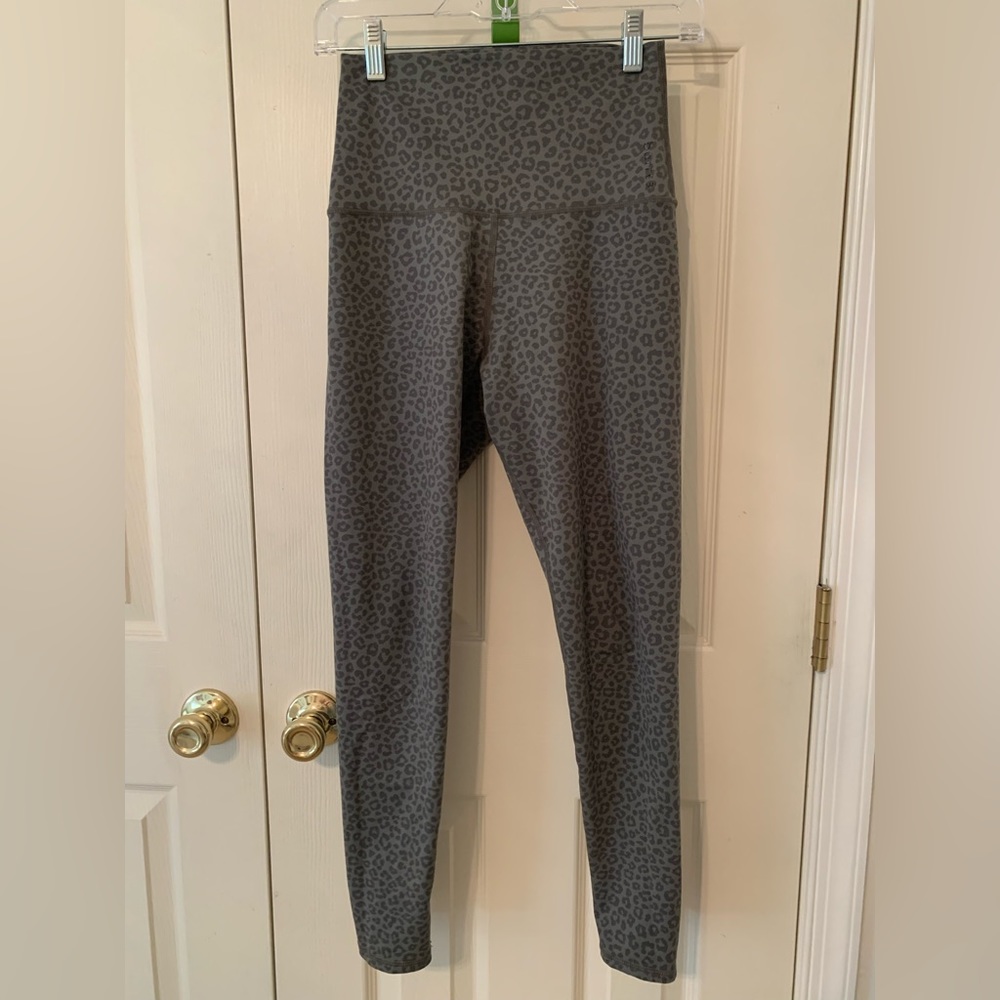 Barre3 signature green cheetah legging